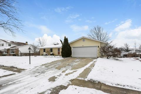 865 Harrison Ln, Hoffman Estates, IL 60192 photo 2