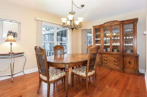 865 Harrison Ln, Hoffman Estates, IL 60192 photo 8
