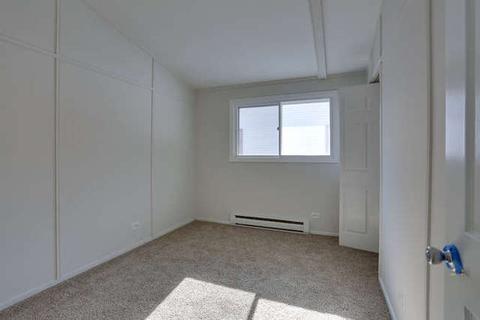410 S Jackson St, Philo, IL 61864 photo 21