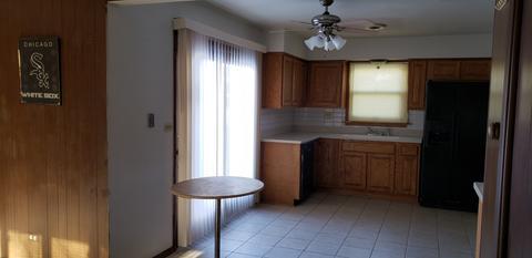 75 Cherry St, Park Forest, IL 60466 photo 3