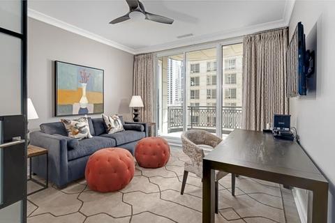 10 E Delaware Pl #24D, Chicago, IL 60611 photo 16