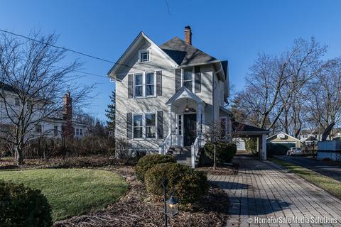 712 N Wheaton Ave, Wheaton, IL 60187 photo 2