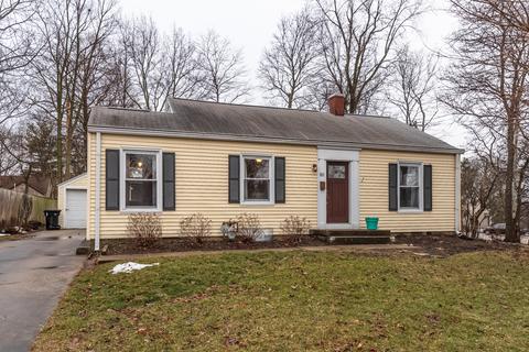 511 Manchester Rd, Normal, IL 61761 photo 1