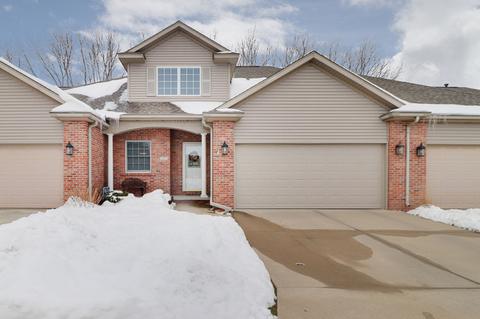 17 Spring Ridge Cir, Bloomington, IL 61704 photo 1