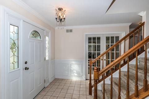 101 Hampton St, Cary, IL 60013 photo 4