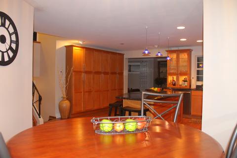 1517 Harvard Cir, Schaumburg, IL 60193 photo 12