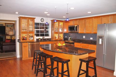 1517 Harvard Cir, Schaumburg, IL 60193 photo 6