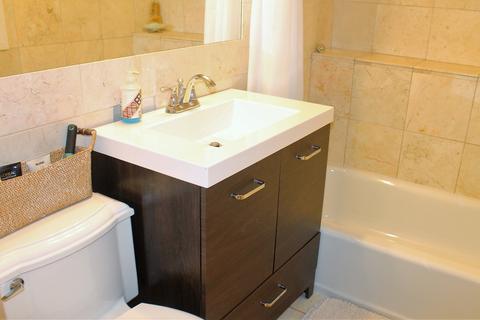 1517 Harvard Cir, Schaumburg, IL 60193 photo 20