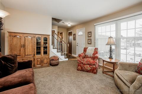 1619 Wilson Ave, Wheaton, IL 60189 photo 4