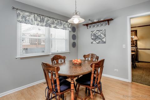 1619 Wilson Ave, Wheaton, IL 60189 photo 9