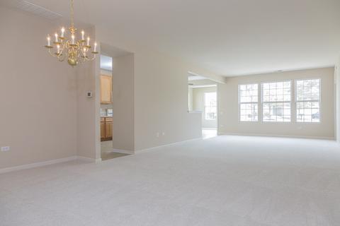 2434 Rolling Ridge Ln, Elgin, IL 60124 photo 3