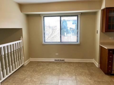 15616 Pine Rd, Oak Forest, IL 60452 photo 9
