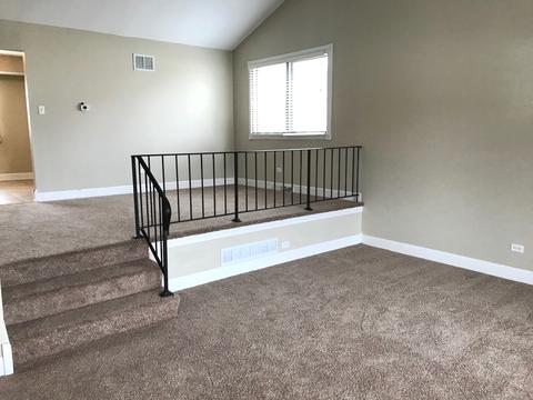 15616 Pine Rd, Oak Forest, IL 60452 photo 6