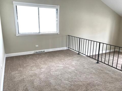 15616 Pine Rd, Oak Forest, IL 60452 photo 10