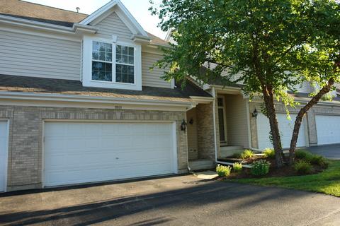 1061 E Danbury Dr, Cary, IL 60013 photo 1
