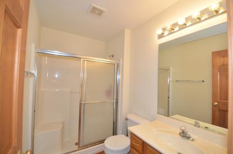 1061 E Danbury Dr, Cary, IL 60013 photo 10