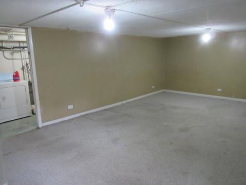 1810 Kenneth Cir, Elgin, IL 60120 photo 11