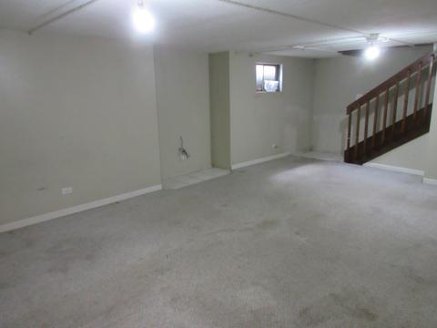 1810 Kenneth Cir, Elgin, IL 60120 photo 12