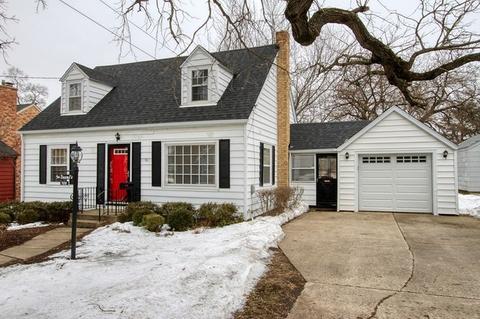 708 Center St, Mchenry, IL 60050 photo 2