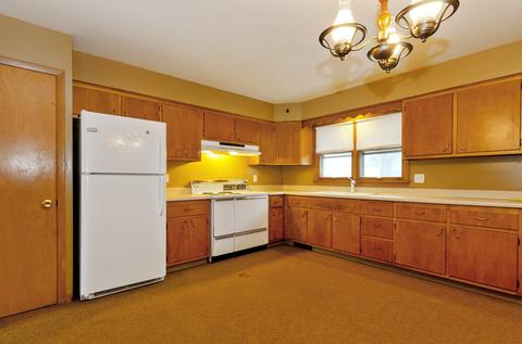 4208 Ponca Ave, Mchenry, IL 60050 photo 3