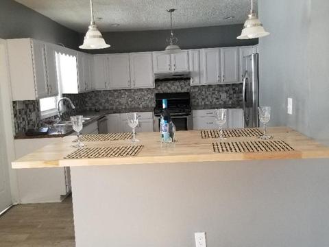 684 High St, Aurora, IL 60505 photo 16