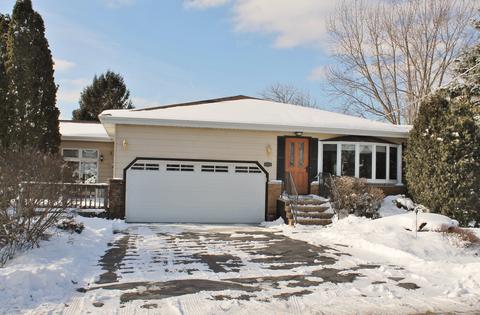6003 Greenview Rd, Oakwood Hills, IL 60013 photo 1