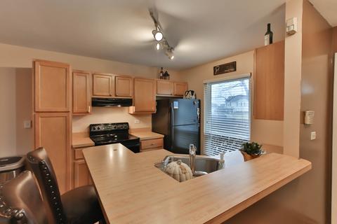229 Raintree Ct, Aurora, IL 60504 photo 3