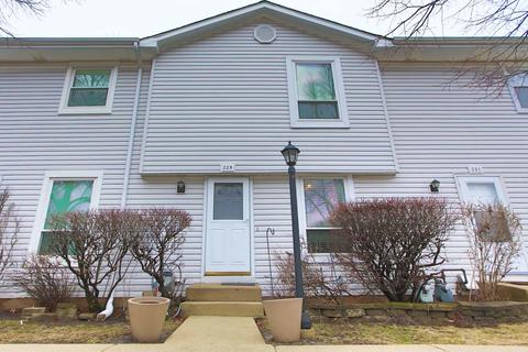 229 Raintree Ct, Aurora, IL 60504 photo 1