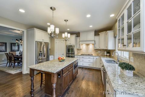 507 E 8th Ave, Naperville, IL 60563 photo 3