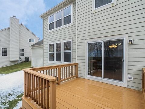 356 Comstock Dr, Elgin, IL 60124 photo 24