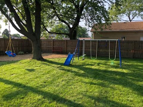 7410 S Thomas Ave, Bridgeview, IL 60455 photo 12