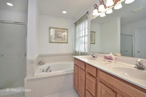 50 Boulder Dr, Gilberts, IL 60136 photo 10