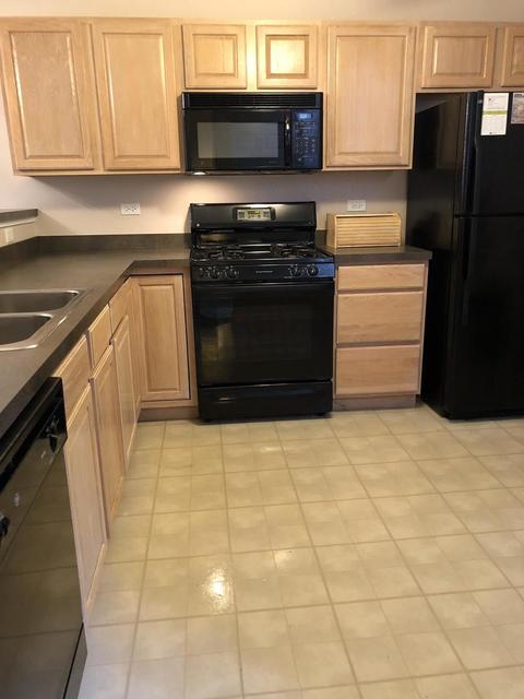 11008 Cape Cod Ln, Huntley, IL 60142 photo 5