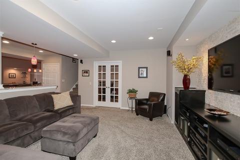 241 Fieldcrest Dr, Bartlett, IL 60103 photo 33