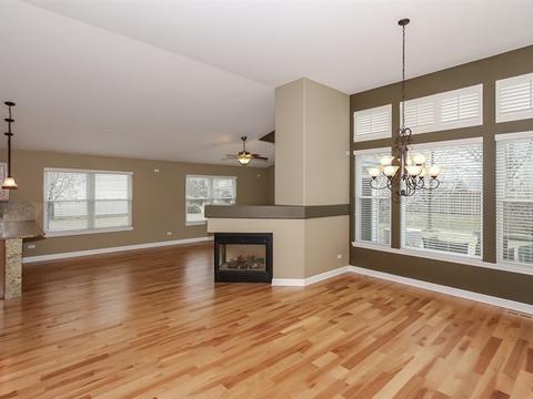 1904 Olde Mill Ln, Mchenry, IL 60050 photo 4