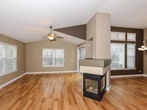 1904 Olde Mill Ln, Mchenry, IL 60050 photo 6