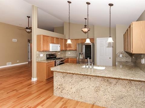 1904 Olde Mill Ln, Mchenry, IL 60050 photo 9