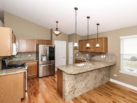 1904 Olde Mill Ln, Mchenry, IL 60050 photo 8