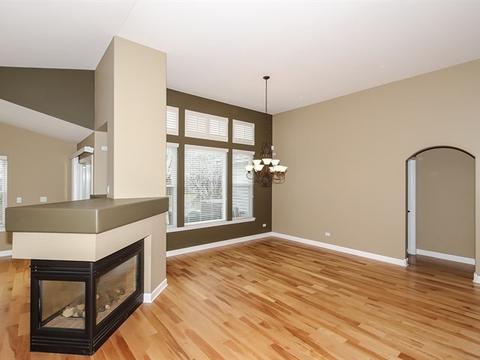 1904 Olde Mill Ln, Mchenry, IL 60050 photo 5