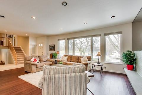 1030 Cherry Tree Ln, Glencoe, IL 60022 photo 5