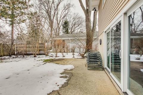 1030 Cherry Tree Ln, Glencoe, IL 60022 photo 32