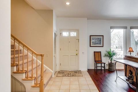 1030 Cherry Tree Ln, Glencoe, IL 60022 photo 3