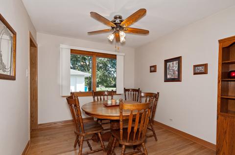 929 Balsam Ln, Bartlett, IL 60103 photo 4