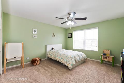 203 Pawtucket Ave, Elgin, IL 60124 photo 12