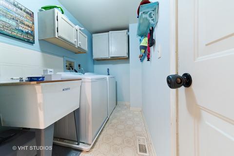 912 Appleton Dr, Batavia, IL 60510 photo 7