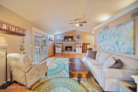 912 Appleton Dr, Batavia, IL 60510 photo 5