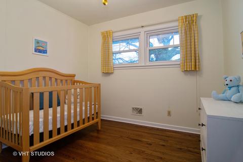 516 N Pine St, Mount Prospect, IL 60056 photo 8