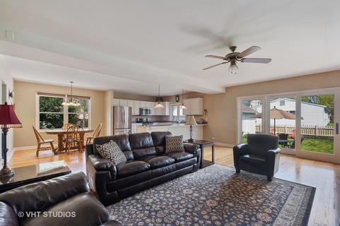 1806 Maple Ave, Northbrook, IL 60062 photo 6