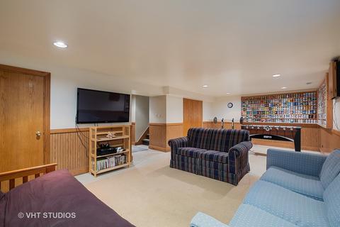 1806 Maple Ave, Northbrook, IL 60062 photo 15