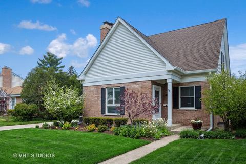 1806 Maple Ave, Northbrook, IL 60062 photo 1